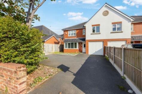 Windermere Road, Blackpool, FY4 2BX