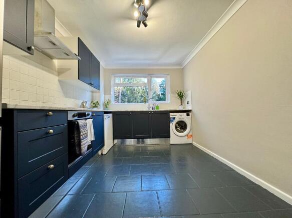 L - Kitchen