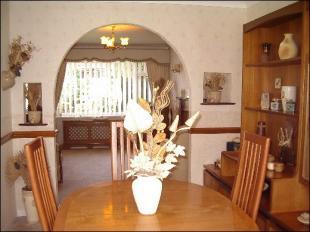 Dining rm