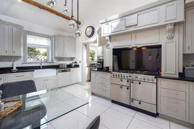 3 bed Link Detached House for sale Image 7