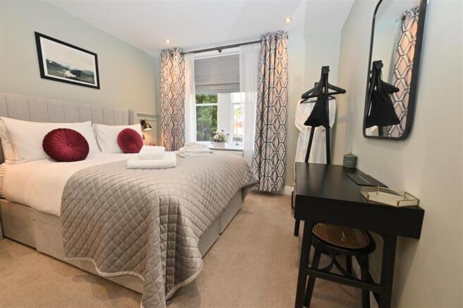 2 bed Apartment for sale Image 8
