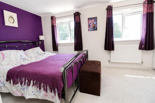 3 bed Terraced for sale Image 10