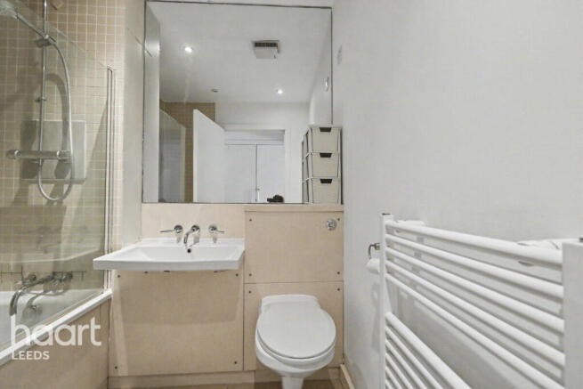 1 bed Apartment for sale Image 5