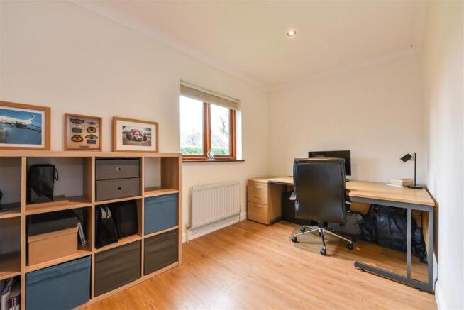 Study/Bedroom 5