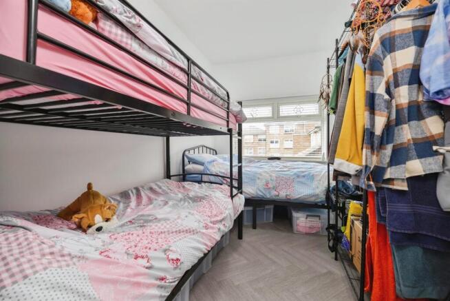 1 bed Flat for sale Image 7