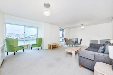 Vicarage Crescent, SW11