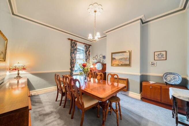 5 bed Terraced for sale Image 7
