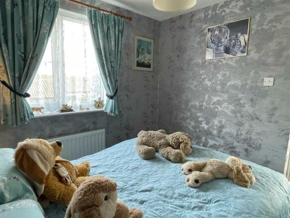 Bedroom,,.jpg