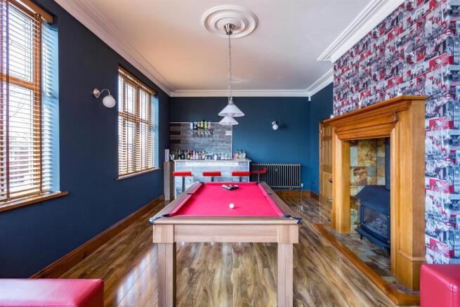 Games and Entertainment Room