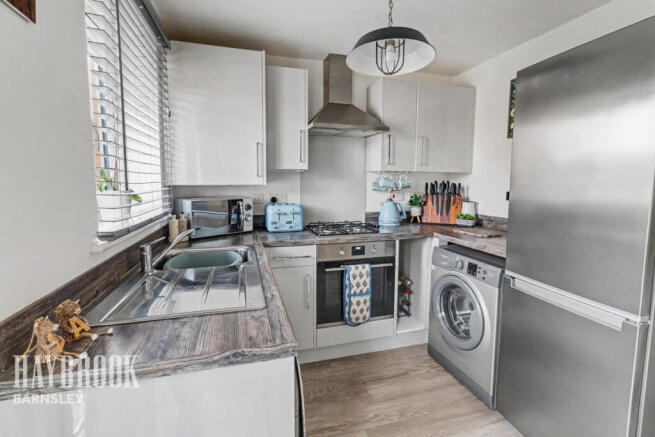 2 bed Terraced for sale Image 6