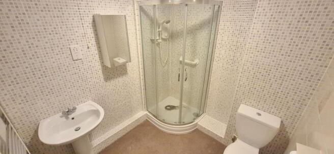2 bed Apartment for sale Image 11