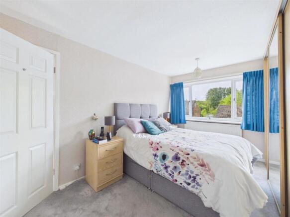 3 bed Detached for sale Image 9