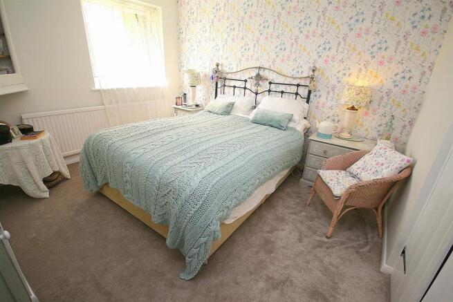 Bed 1.