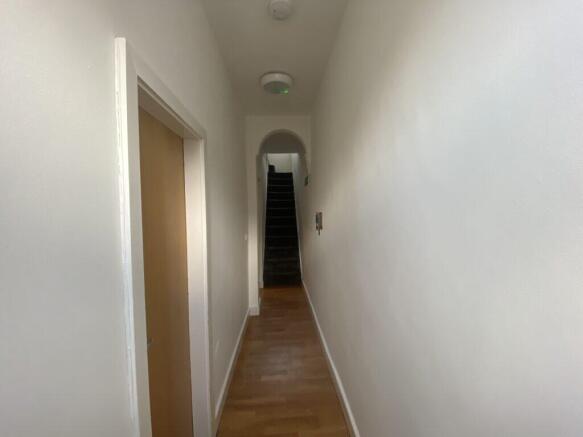5 bed Terraced to rent Image 9