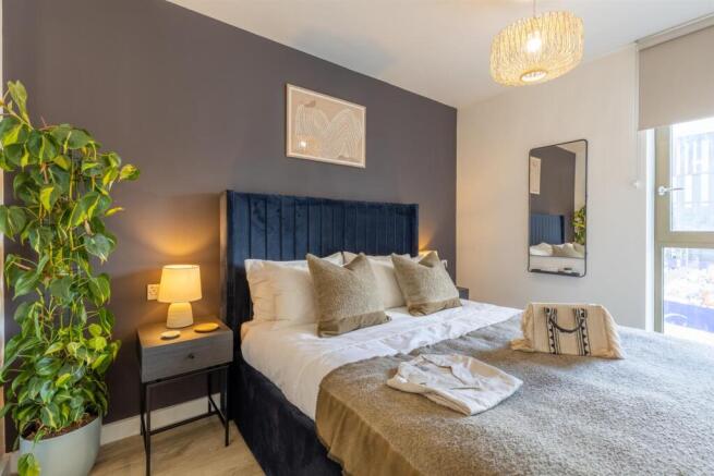 2 bed Apartment to rent Image 7