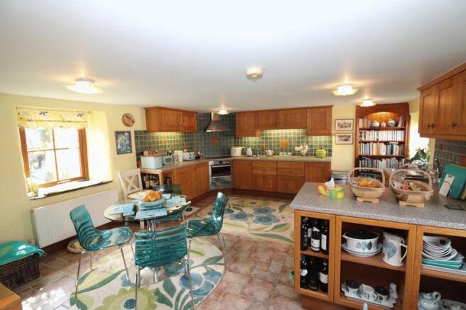 Open plan kitc...