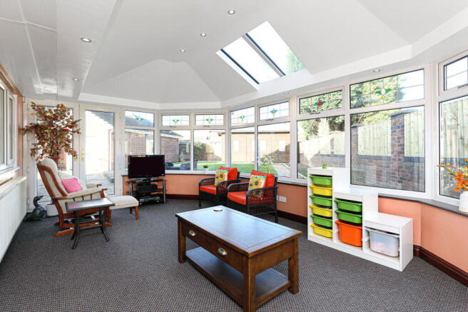 4 bed Detached for sale Image 10
