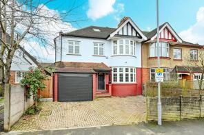 2, South Bank Terrace, Surbiton KT6 6DG