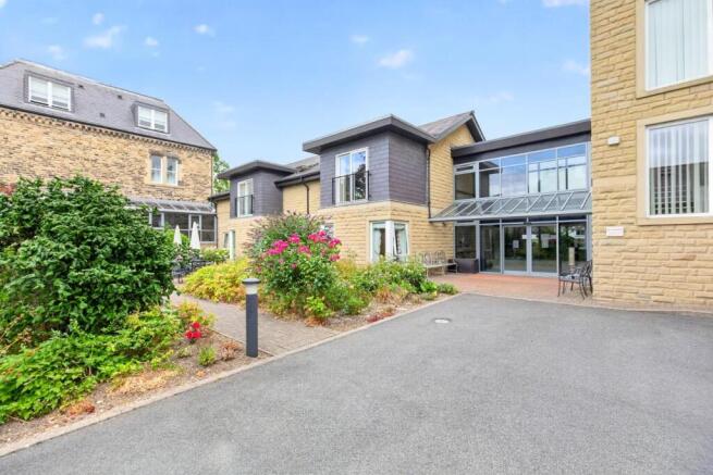 2 bed Apartment for sale Image 10