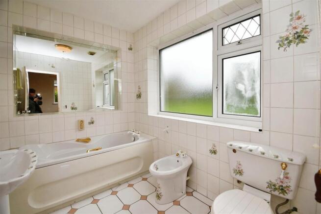 Bedroom One En-Suite