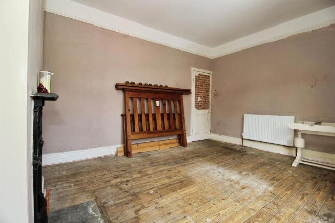 2 bed Terraced for sale Image 12
