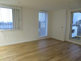 Flat 505, 122, High Street, Manchester M4 1AB