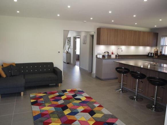 Lounge/Bespoke...