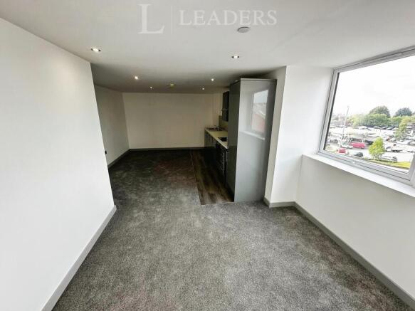 1 bed Flat to rent Image 4