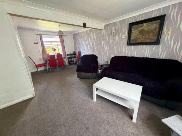 3 bed Terraced for sale Image 4