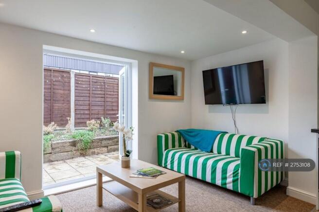 Living Area 2