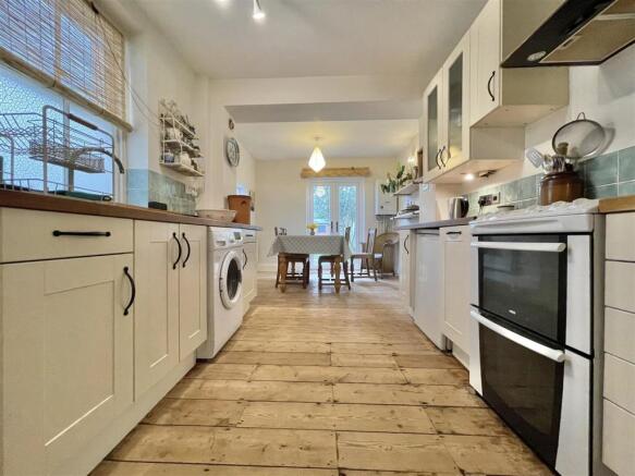 Kitchen/Breakfast Room