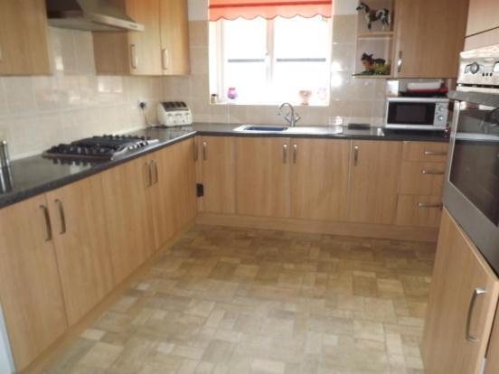 Kitchen (1)