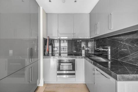 Flat 163,
190 The Strand London, WC2R