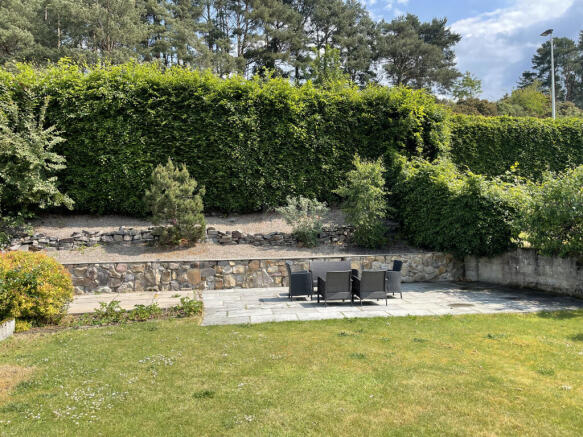Garden a.JPG