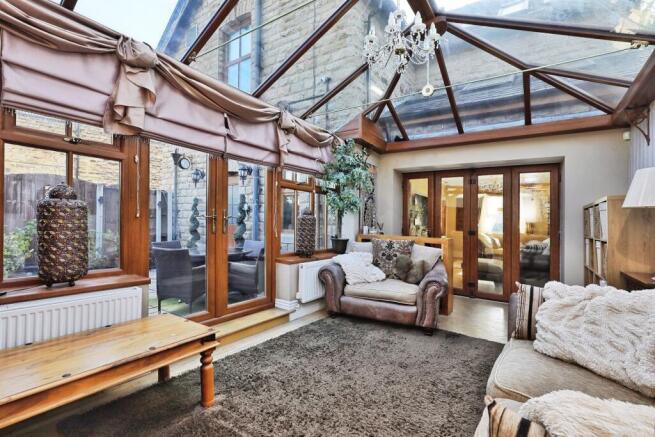 3 bed Detached for sale Image 7