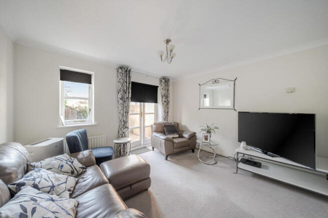 1382499-15-691af9...