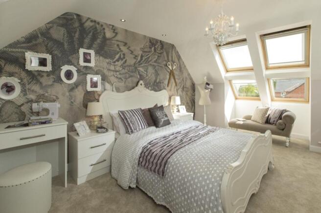 Five bedroom Stratford bedroom