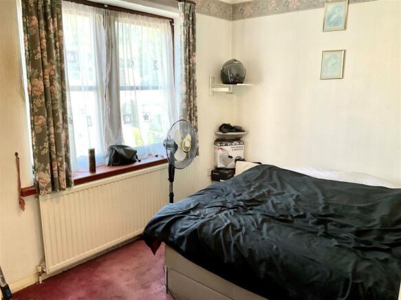 bedroom.jpg
