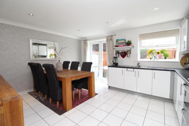 DINING KITCHEN