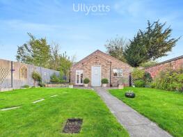 Angilandy, Front Street, Middleton On The Wolds YO25 9UA