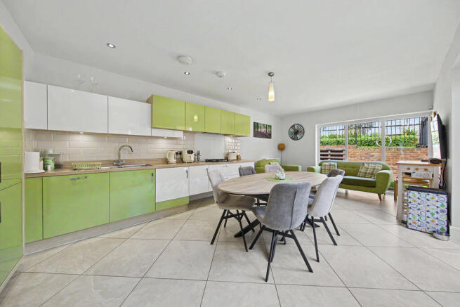 Kitchen Diner