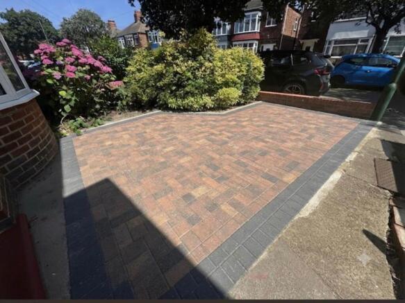 3 bed Semi-Detached to rent Image 3