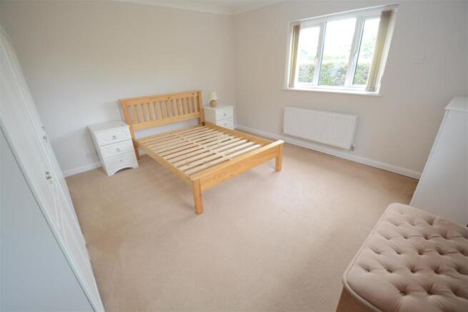 Bed 1 (rear)