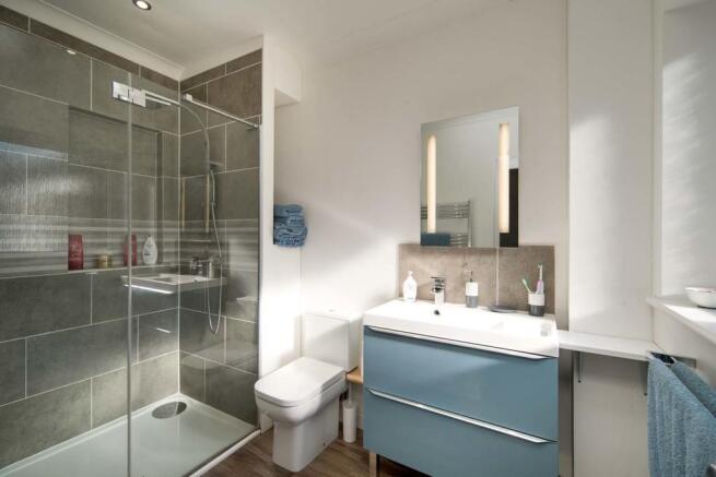 Bedroom 2 Ensuite