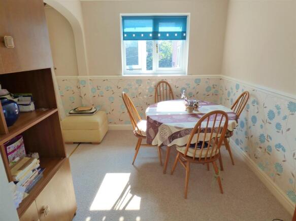 Dining Room Alt