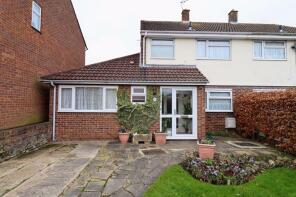 4, Dumfries Close, Bletchley MK3 7NT