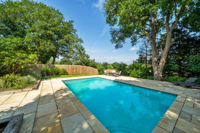 1310286-33-684c69...