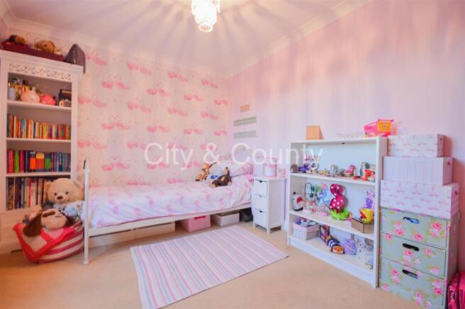 bed 4.jpg