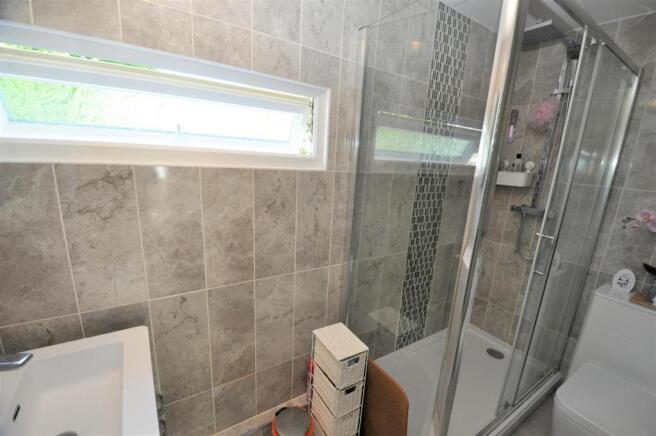 Luxury Shower Room