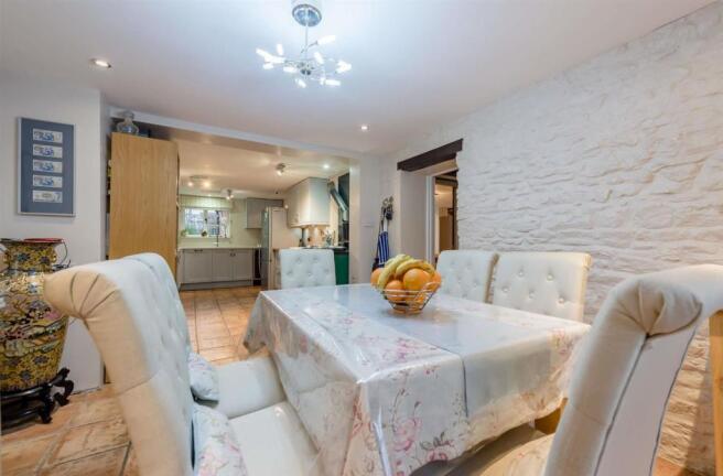 Kitchen/Dining Room